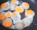 รูปขั้นตอนการทำที่ 2 ของ ยำไข่ดาว_ไข่ไก่จิ๋ว