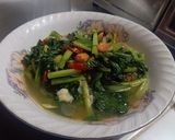 Foto langkah ke 3 dari resep Tumis Sawi Hijau Pedas.
