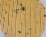 Foto del passaggio 3 della ricetta Crostata salata con frolla all'olio e erbe aromatiche