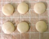 Hình bước làm 3 của món Bánh dày kẹp chả