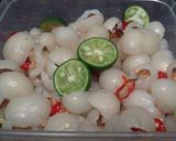 Foto langkah ke 1 dari resep Asinan Rambutan Limo.