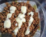A picture of step 5 of Apple crumble with custard.