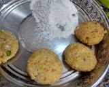 A picture of step 3 of Leftover rice cutlets.