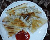A picture of step 2 of Chicken grilled cheese sandwiches.