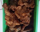 Foto langkah ke 2 dari resep Ayam Srundeng jaman dulu,.🐓🐓😋😋.