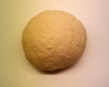 Foto del paso 2 de la receta: Masa para pizza casera, muy sencilla y rápida