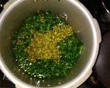 A picture of step 2 of Lahsuniya Dal Palak.