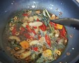 Foto langkah ke 6 dari resep Garang Asem Ikan Mas.