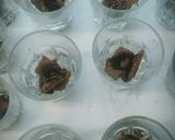 Foto del paso 3 de la receta: Chocotorta en vaso