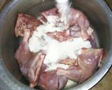 A picture of step 2 of Spicy dam chicken.