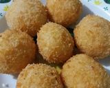 Foto langkah ke 8 dari resep Kroket kentang pedas isi duo keju.