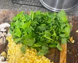 A picture of step 3 of Veggies congee.
