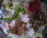 A picture of step 2 of Potato Onion Paratha.