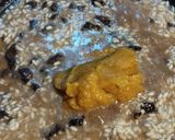 Foto del paso 6 de la receta: Risotto cremoso con hongos de pino y puré de calabaza