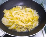 Foto langkah ke 2 dari resep Sup Krim Jamur.