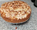 Foto del paso 11 de la receta: Torta de manzana con crema y almendras sin gluten