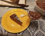 Foto del passaggio 5 della ricetta Torta amaretti e cioccolato accompagnata con una crema fresca agli amaretti