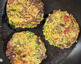 Foto del paso 4 de la receta: 🍔🥦🍄Medallones de brócoli, champiñón y avena - Hamburguesas vegetales🍄🥦🍔