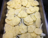 Foto del paso 1 de la receta: Patatas gratinadas 🥔🧀