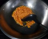 Foto langkah ke 5 dari resep Oseng Daging Sapi Pedas.