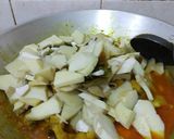Foto langkah ke 5 dari resep Juhu Singkah Enyuh / Sayur Umbut Kelapa.