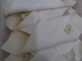 Gorengan bakso sawi putih
