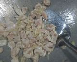 Foto langkah ke 2 dari resep Tavuklu Kapuska (Cabbage stew with chicken).