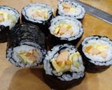 Foto langkah ke 7 dari resep Simple Sushi/Nasi Gulung.