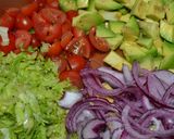 Foto del paso 1 de la receta: Ensalada de palta en canastilla de parmesano