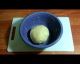 Foto langkah ke 2 dari resep Ide usaha jualan rumahan Pizza bantal isi keju lumer, no mixer, no mozzarella.