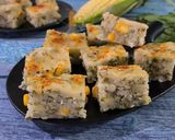 A picture of step 5 of Corn Palak Semolina Dhokla.