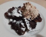 Foto del passaggio 4 della ricetta Frittata dolce al cacao, con gelato gusto nocciola variegato al cacao