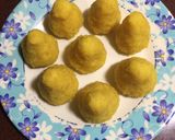 A picture of step 6 of Moong Dal Modak.