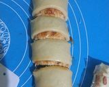 Foto langkah ke 3 dari resep Pizza roll.