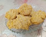 Foto langkah ke 4 dari resep Corn flakes cookies.