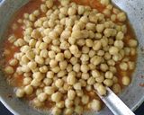 छोले भटूरे (Chole bhature recipe in hindi) रेसिपी चरण 2 फोटो