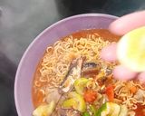 Foto langkah ke 5 dari resep Mie Sarden Bakso.