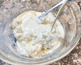 Foto del paso 3 de la receta: Postre de requesón, nata y canela