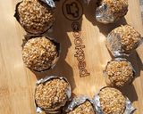 A picture of step 6 of Till k laddoo.
