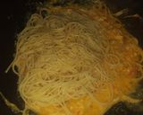 Foto langkah ke 5 dari resep Spaghetti saos tomat, telur, toge (3t).