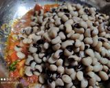 चवळीची उसळ (chavdichi usal recipe in marathi) रेसिपी स्टेप 3 फोटो 