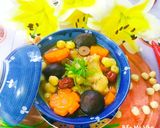 Hình bước làm 5 của món Canh gà tiềm hạt sen