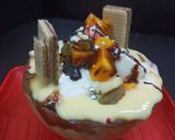 A picture of step 3 of Fruit custard icecream.