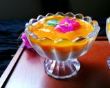 A picture of step 9 of Mango panna cotta.