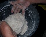 Foto del paso 2 de la receta: Pre pizzas caseras