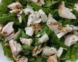 Foto del paso 1 de la receta: Ensalada 🥗 de Lechuga, Tomate Cherrys, Aceitunas, Pollo y Queso