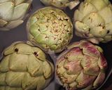 Foto del paso 1 de la receta: Alcauciles sencillos y deliciosos 🌱 Alcachofas agroecológicas con adherezo sabroso 💚Pensar en verde