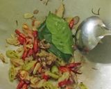 Foto langkah ke 4 dari resep Lodeh Kacang Panjang dan Terong.