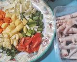 Foto langkah ke 1 dari resep Sop Ceker Ayam.