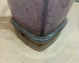 A picture of step 2 of Banana and jaman slush 🍌🍌🫐.